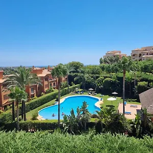 Benatalaya,heated Pool,saunas,gym Apartamento Estepona